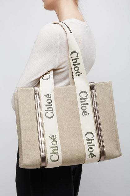 Chloé Woody medium shiny grey canvas bag Savannahs