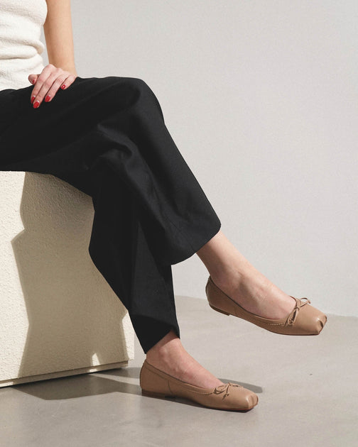 Christian Louboutin | Mamadrague beige leather flats | Savannahs