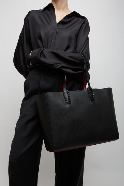 【関税&送料込】Christian Louboutin Cabata Large Tote Bag Cabata large - Tote bag - Calf leather and spikes - Black