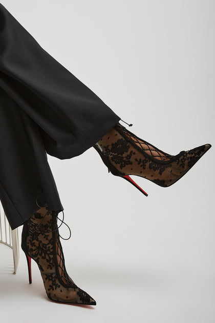 KM 100 black lace boots