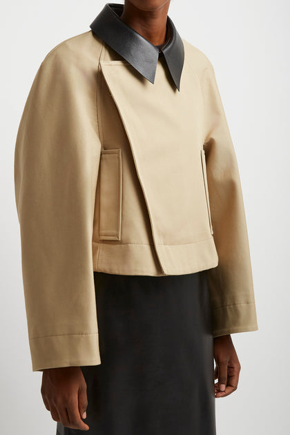 Givenchy | Short beige zipped jacket | Savannahs