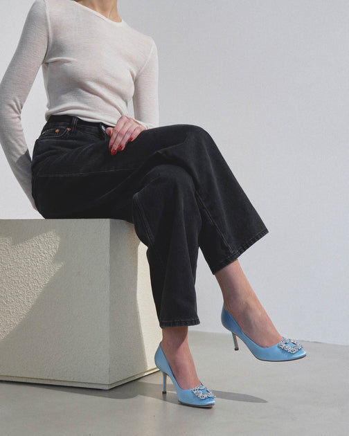 Manolo Blahnik Hangisi 70 light blue satin pumps Savannahs