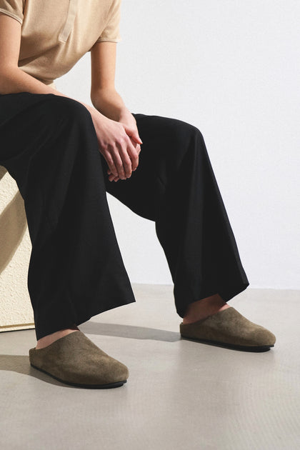 The Row Hugo Slide サンダル サイズ42 The Row | Hugo grey slides | Savannahs