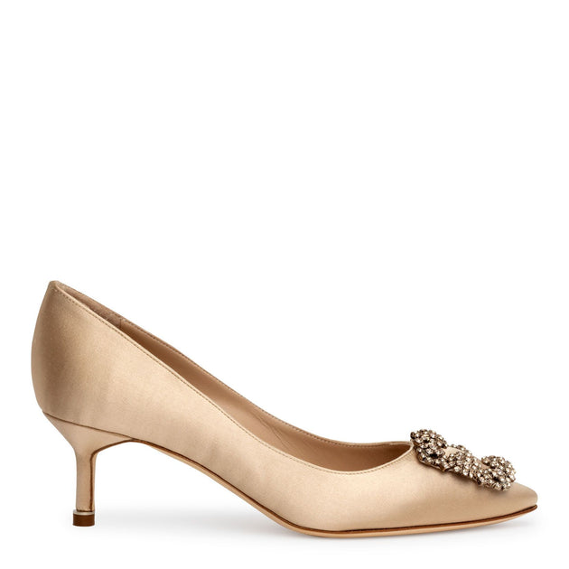 新品★Manolo Blahnik Hangisi pumps 105mm Manolo Blahnik | Hangisi 105 beige rose satin pumps | Savannahs