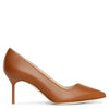 BB 70 tan leather pumps