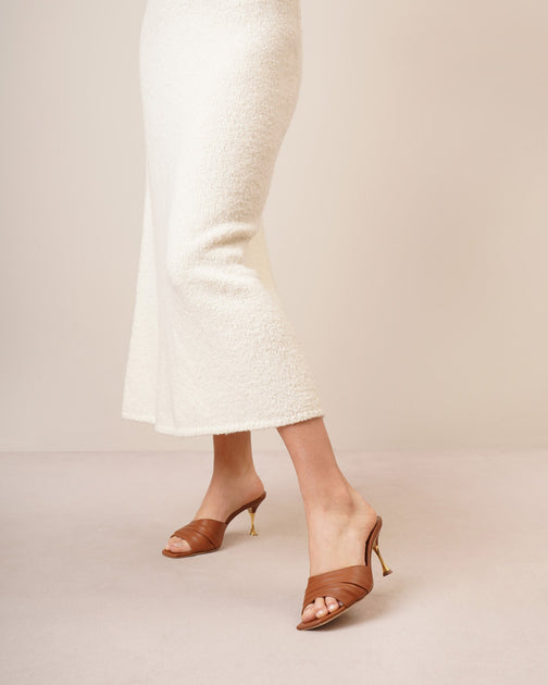 mb20120s-Manolo-Blahnik-Picoux