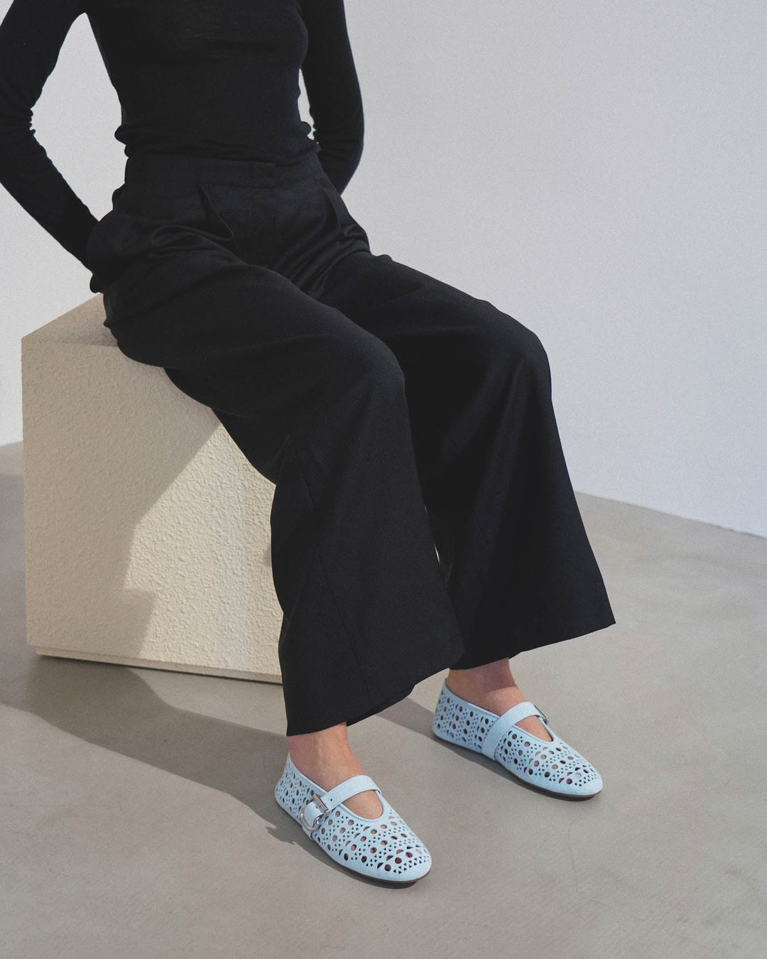 Alaïa | Ballerina light blue suede ballet flats | Savannahs