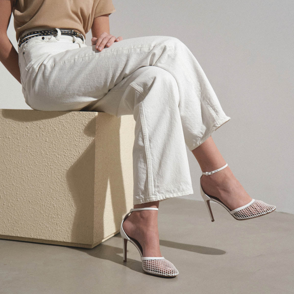 Alaïa | White mesh pumps | Savannahs