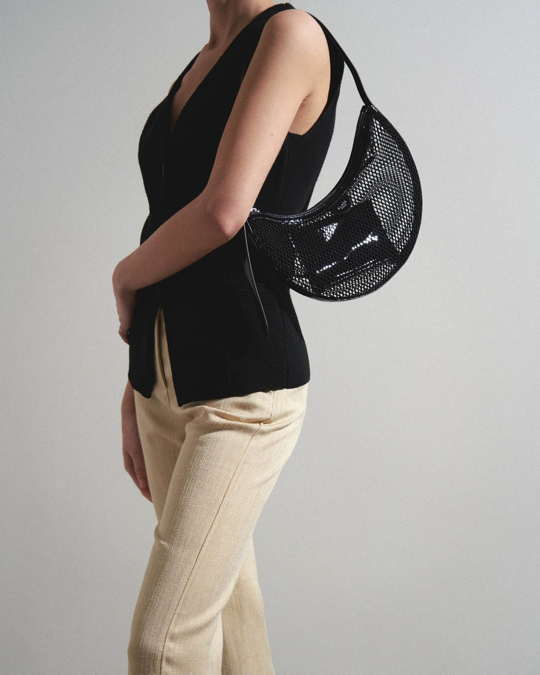 25SS new/ALAIA ワンピースネットショルダーバッグ Bag Black Alaïa | One piece black mesh bag | Savannahs