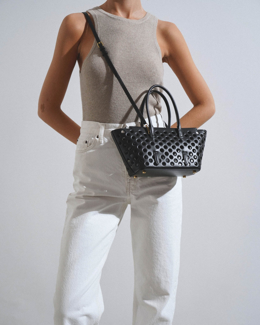 Alaïa | Neo Mina 20 black bag | Savannahs