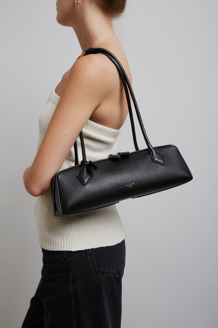 Le Teckel medium black leather bag