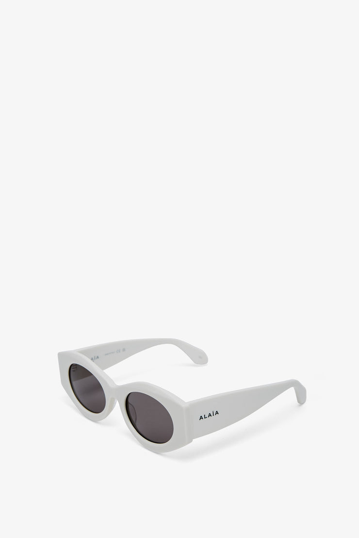 Oval 82 white sunglases