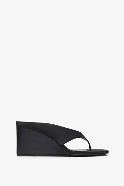 サンダル・ミュール Alaia Mule ALAÏA BLACK LE CŒUR 3D MULES IN SATIN |ALAÏA US