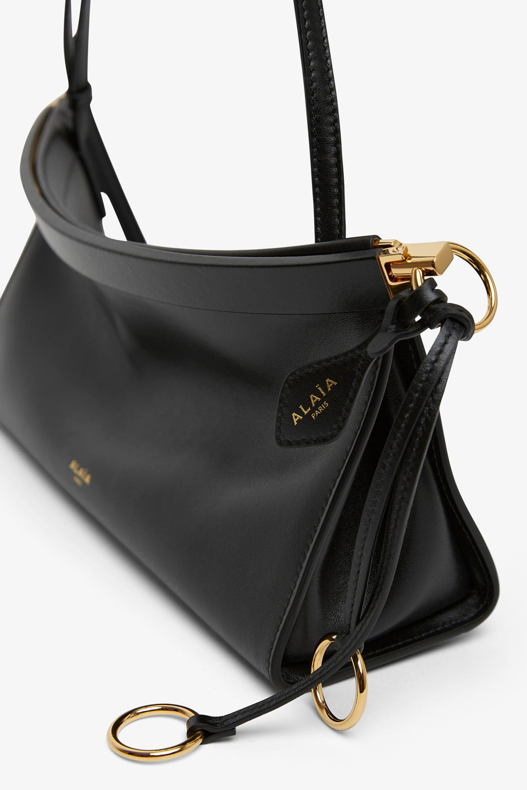 AA26608B-Alaia-East-West-M-