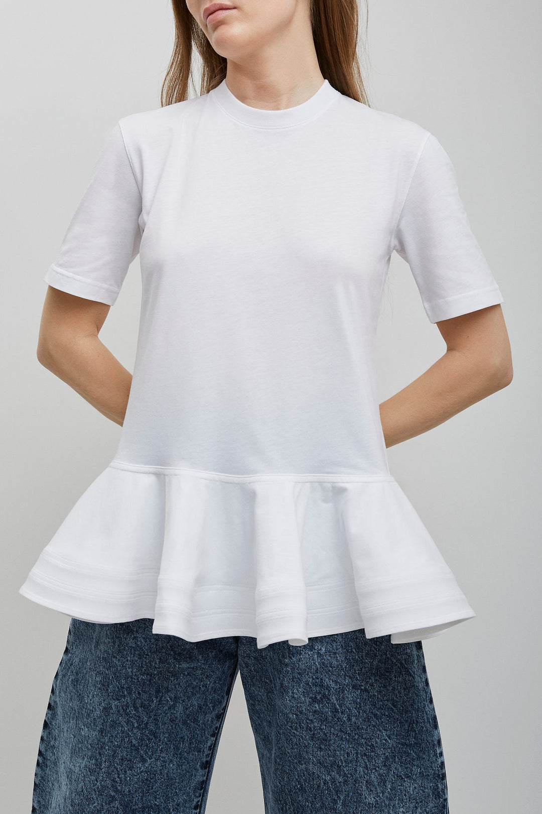 Knitted Relaxed Peplum Sweater - Arakii