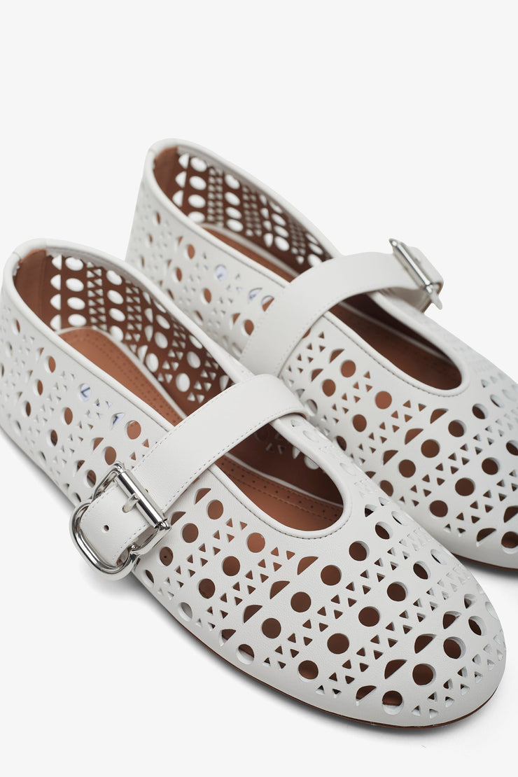 Vienne white leather ballet flats