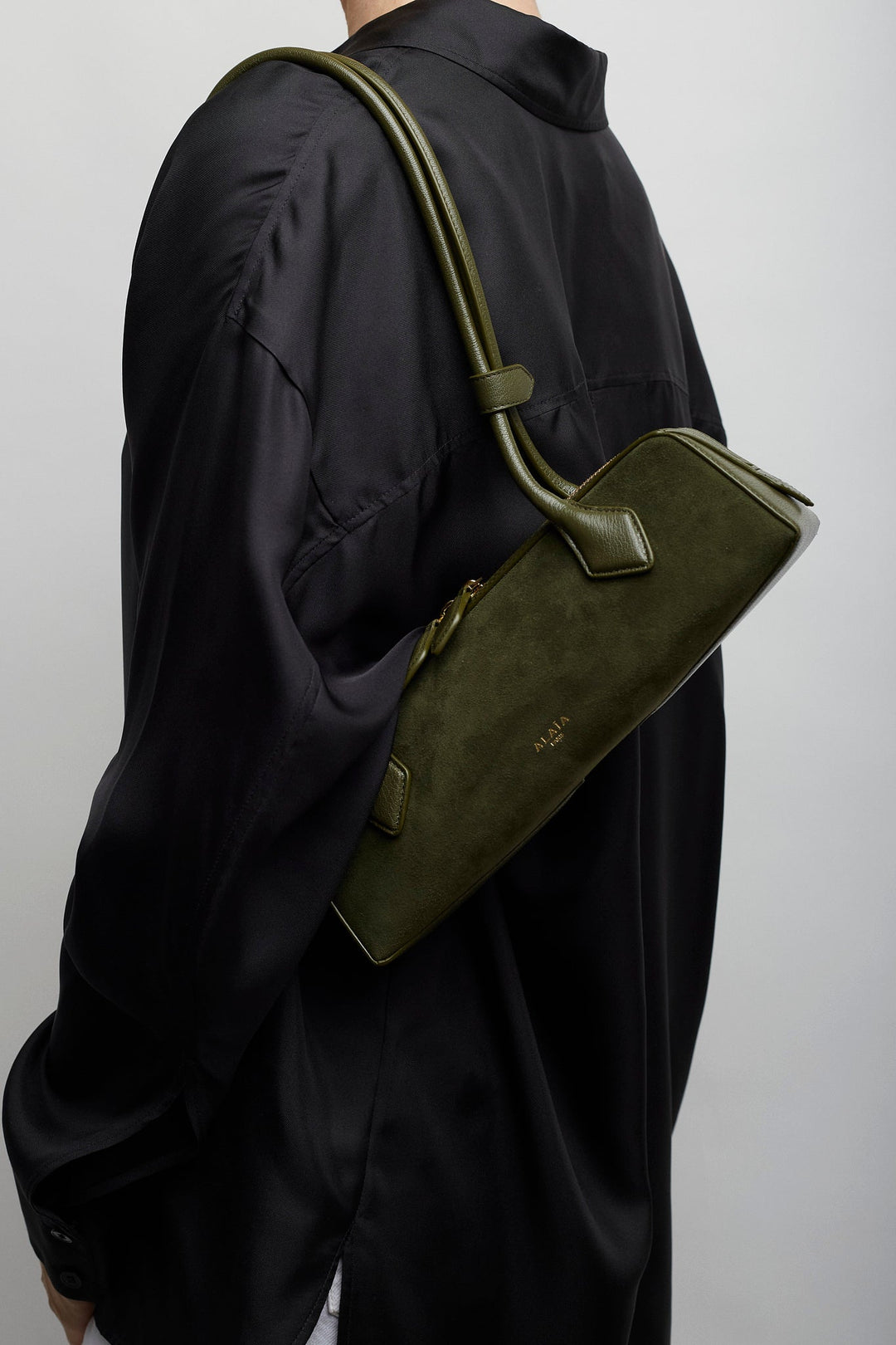 未入荷カラー☆ ALAIA Le Teckel small green bag AA27206B-Alaia-Le-Teckel-small