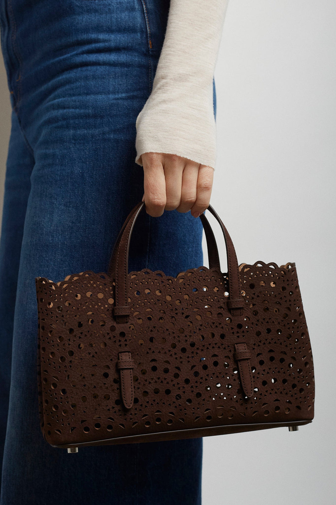Alaïa | Mina 25 EW vienne vague brown tote bag | Savannahs
