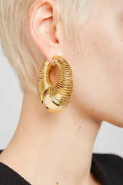 Spiral gold small hoop earrings