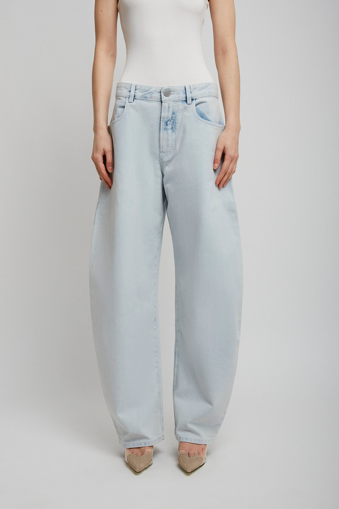 VIP価格！】ALAIA ホワイト ラウンドジーンズ