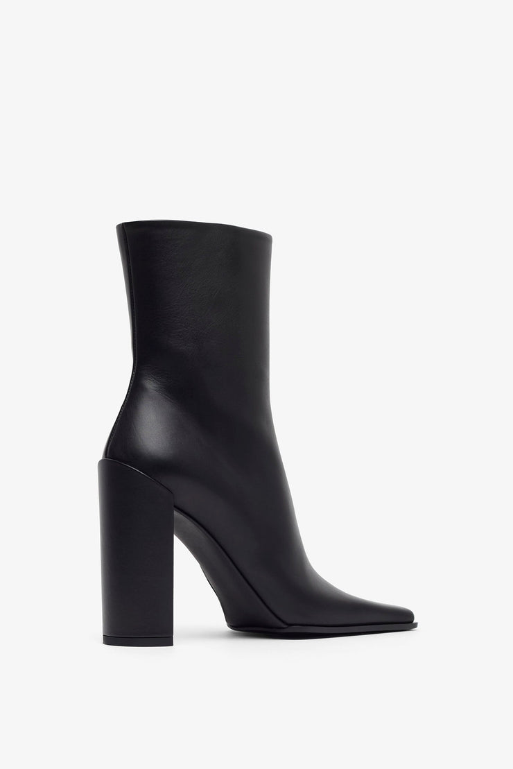 Square 90 black ankle boots