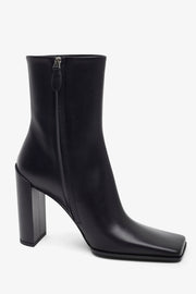 Square 90 black ankle boots