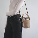Woody logo white raffia bucket bag