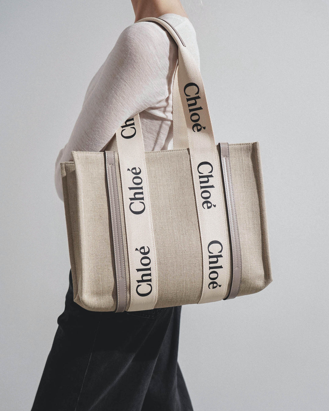 Chloé Woody medium grey canvas bag Savannahs - Main Image