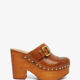 Jeannette tan clogs