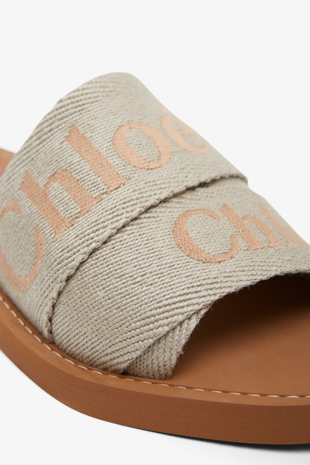 Chloé | Woody khaki slides | Savannahs