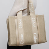 Woody medium light brown canvas bag