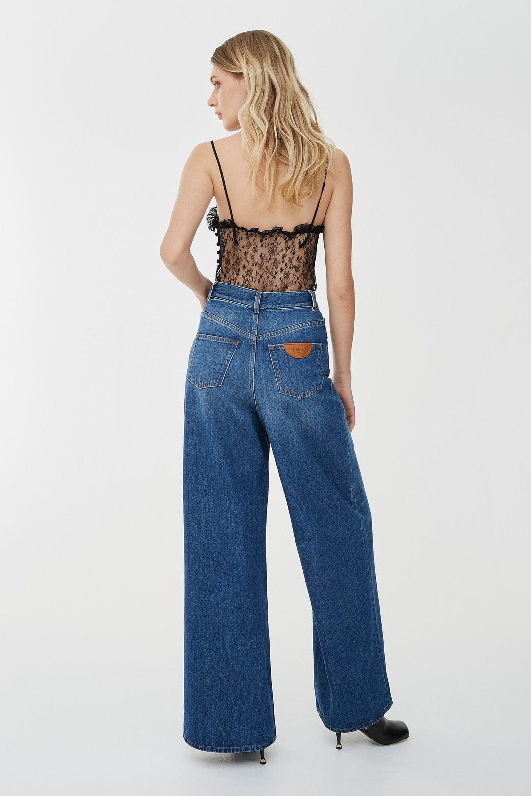 CHLO WIDE-LEG JEANS IN DENIM フレアパンツ レディース Chloé Wide Leg Jeans In Denim in Night blue | Chloé US