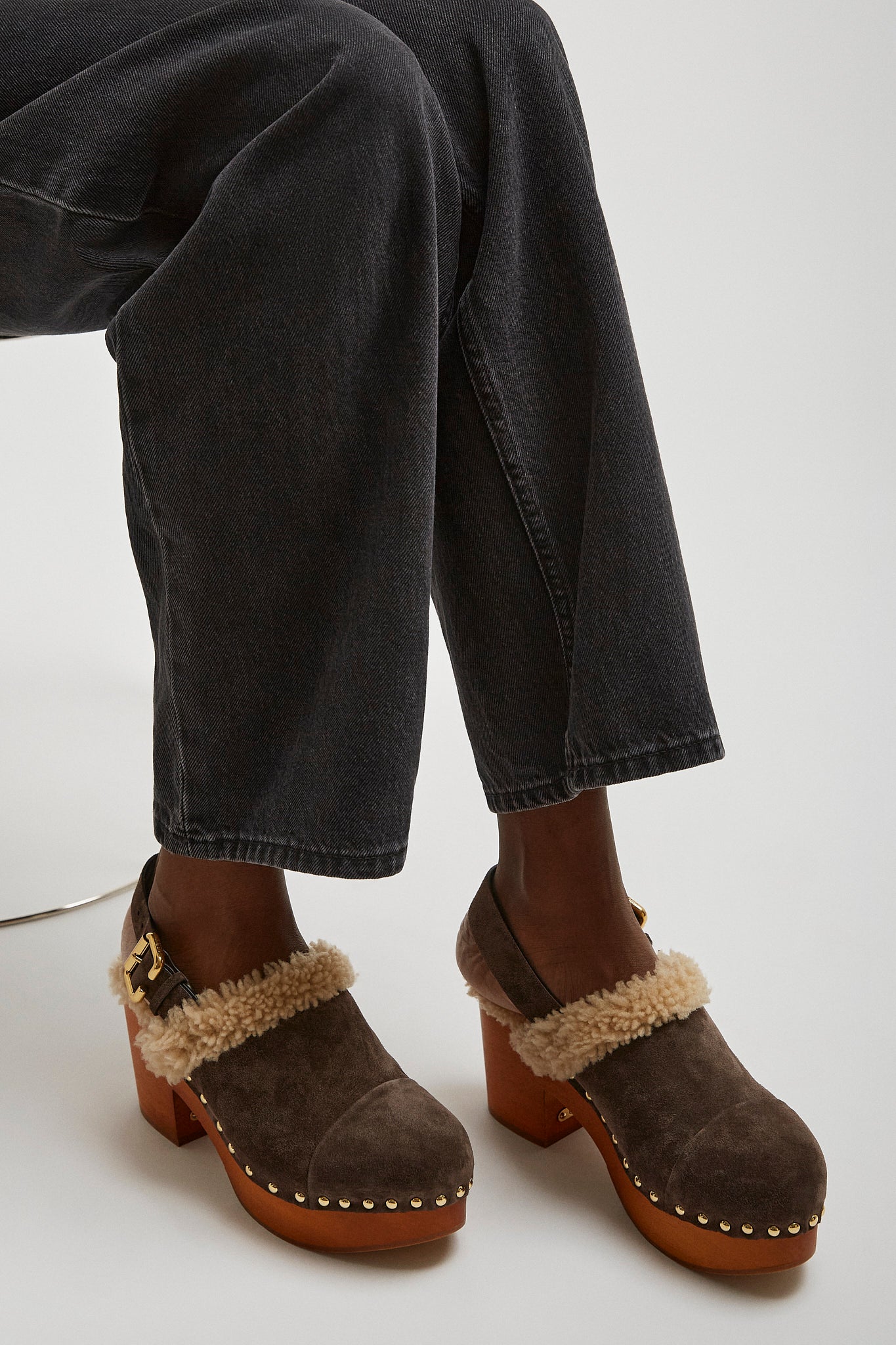 Jeannette brown shearling clogs