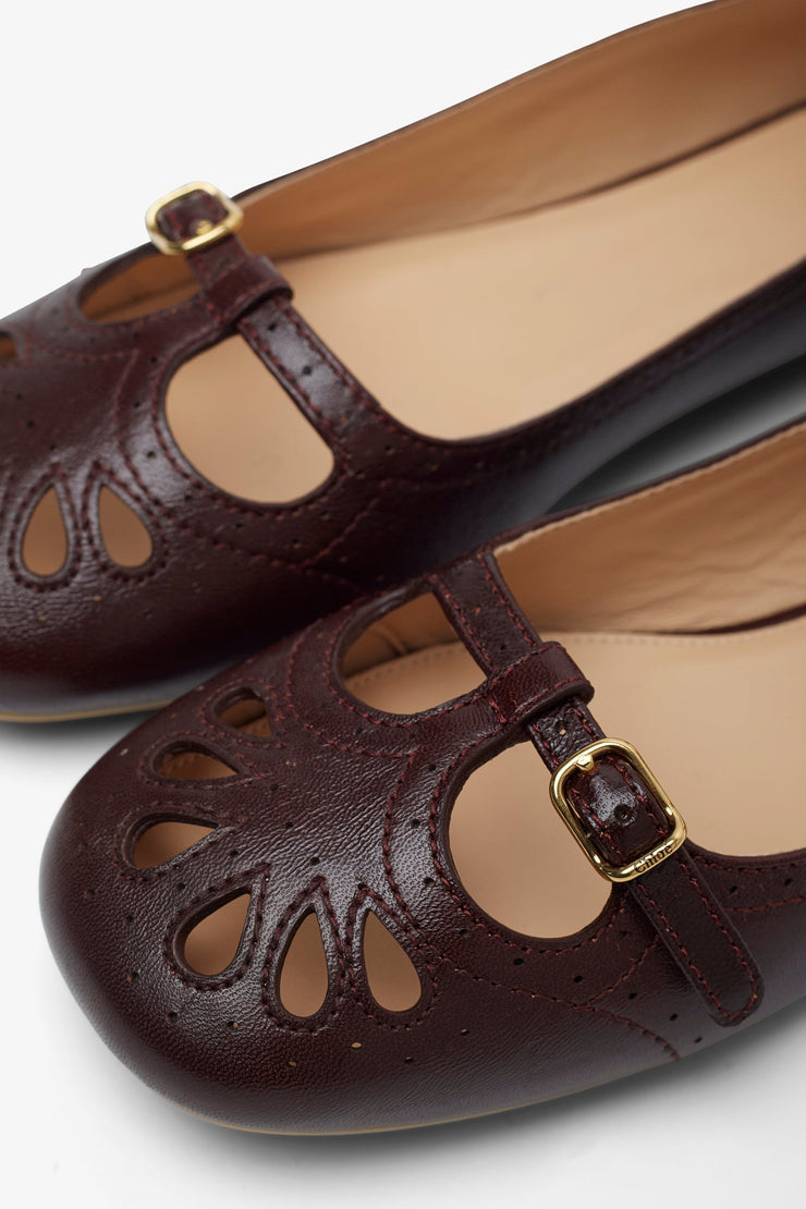 Misty dark purple ballerinas
