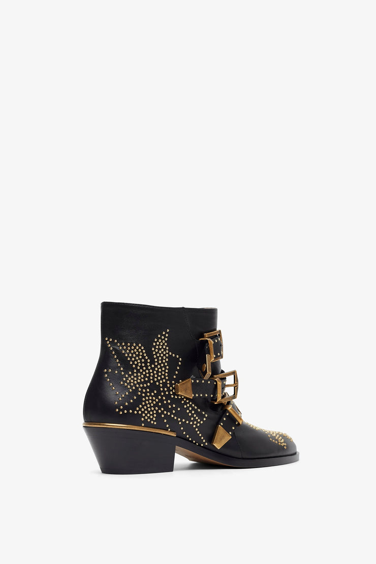 Susan black boots
