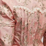 Fitted pink jacket