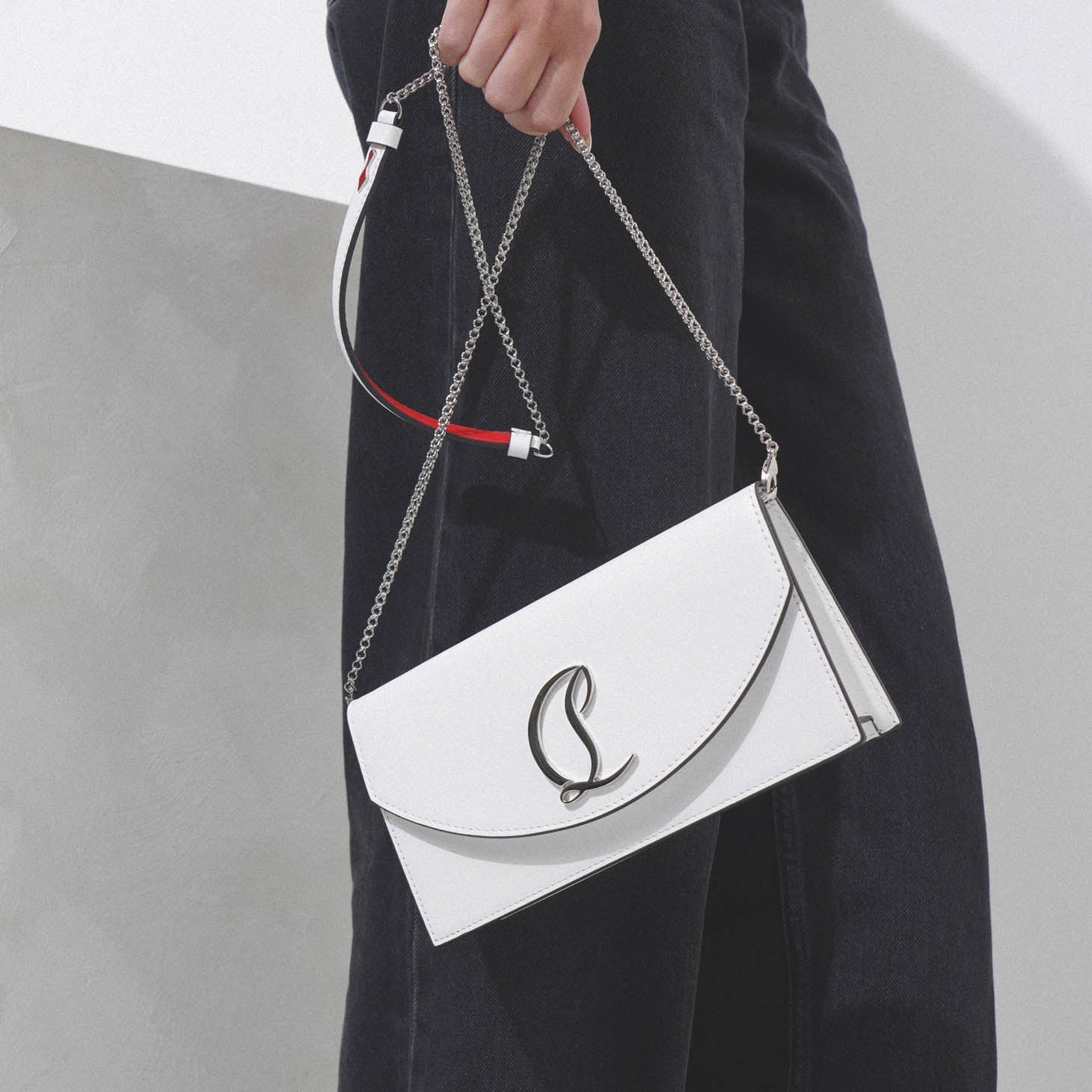 Christian Louboutin パーティーバッグ Christian Louboutin | Loubi54 white leather clutch bag | Savannahs