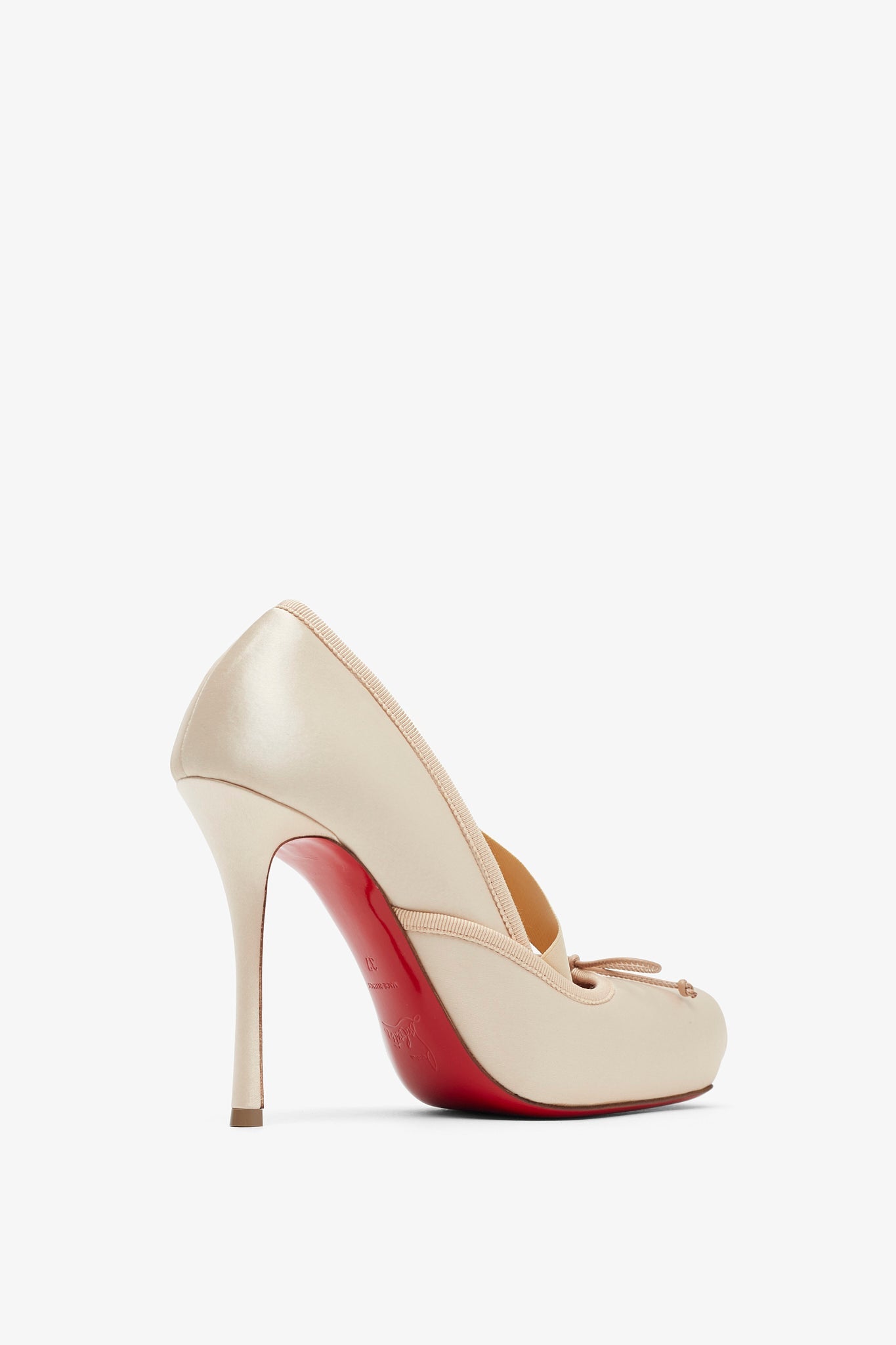 Cassiastic 100 blush satin pumps