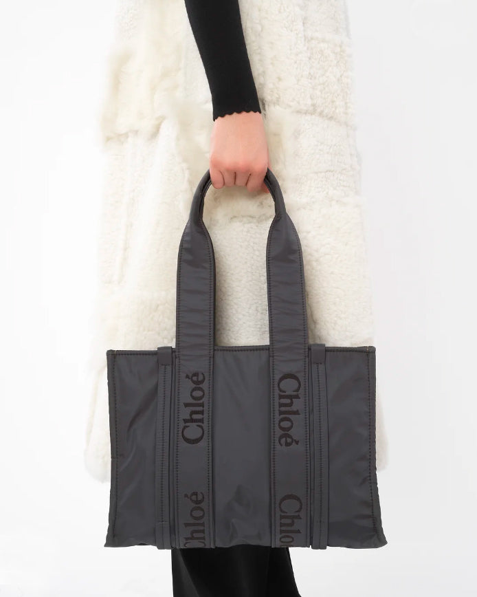 Woody medium black nylon tote bag