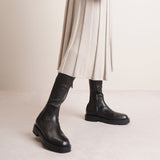 Squared stretch leather boots