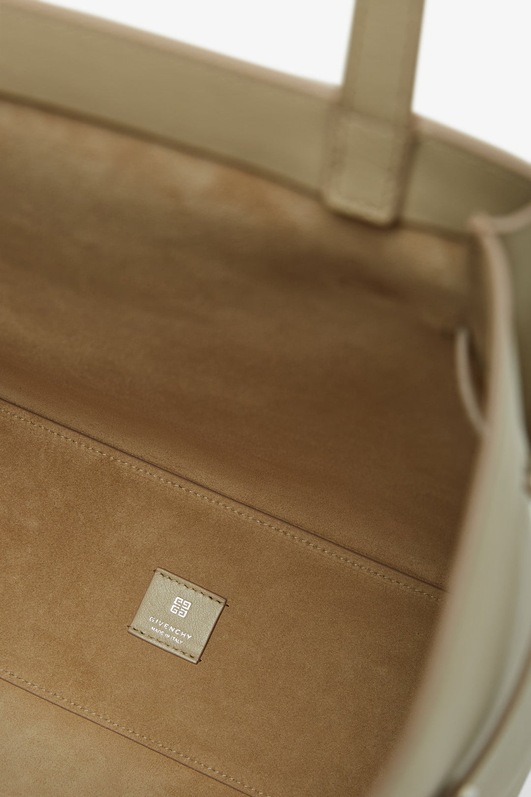 「Voyou」ミディアムトート ベージュ Givenchy | Voyou north-south medium beige tote bag | Savannahs