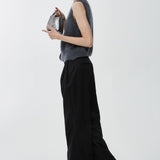 Tailored black pants in wool