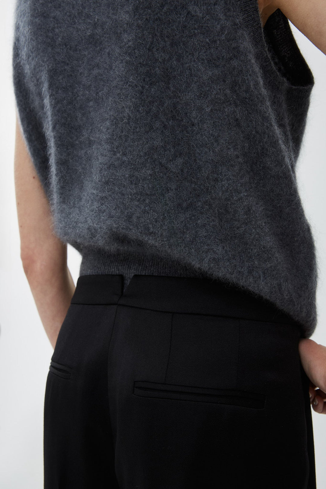 パンツ GIVENCHY FW25 Black wool pant (BW516Q164J 001) Givenchy high-waisted wide-leg Trousers | Black | FARFETCH