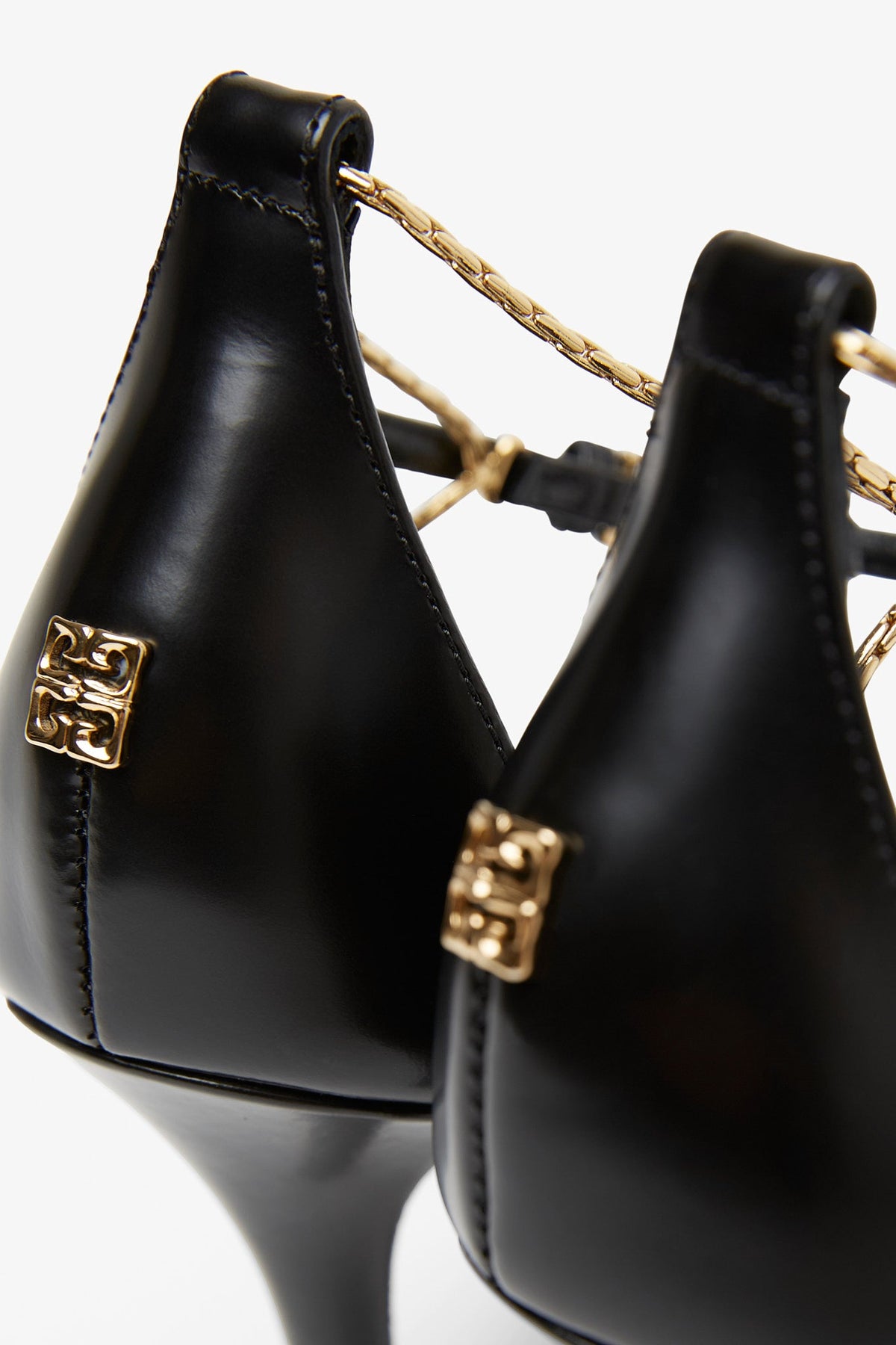 GIVENCHY 4G 95 LIQUID BLACK SANDALS