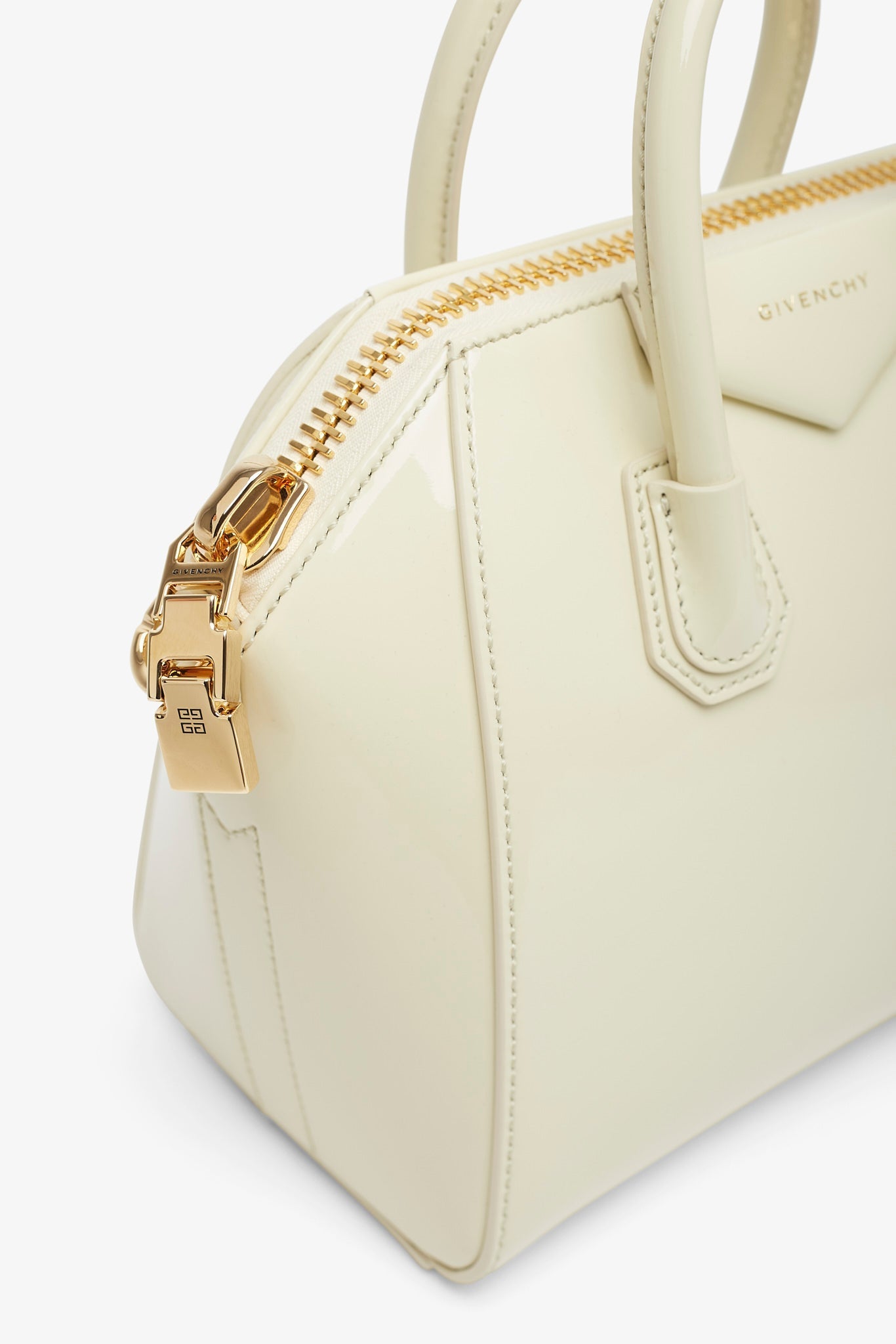 Givenchy | Antigona mini cream patent bag | Savannahs