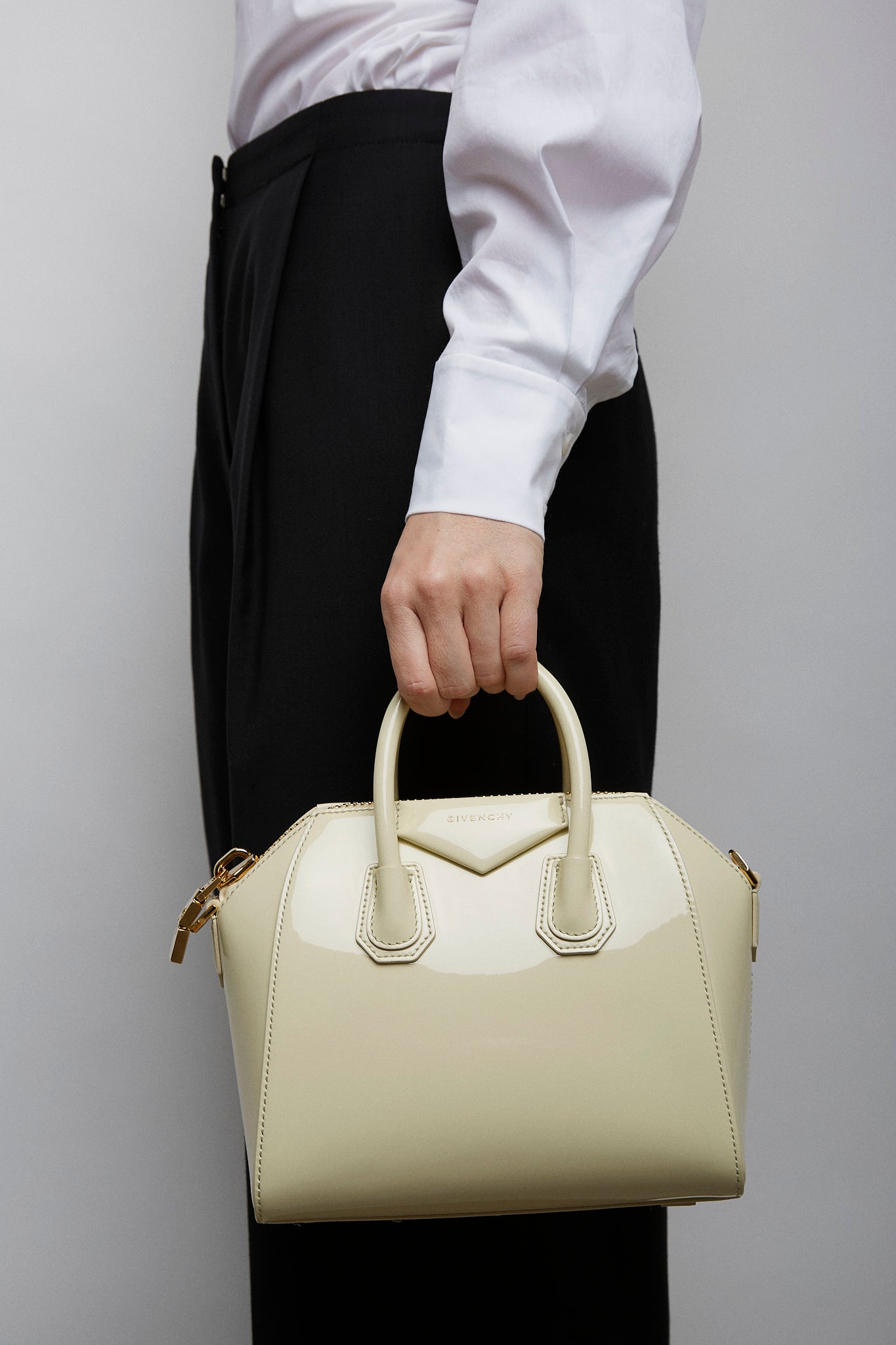 レア　givenchy ハンドバッグ　クリーム色 $_57.JPG?set_id=880000500F