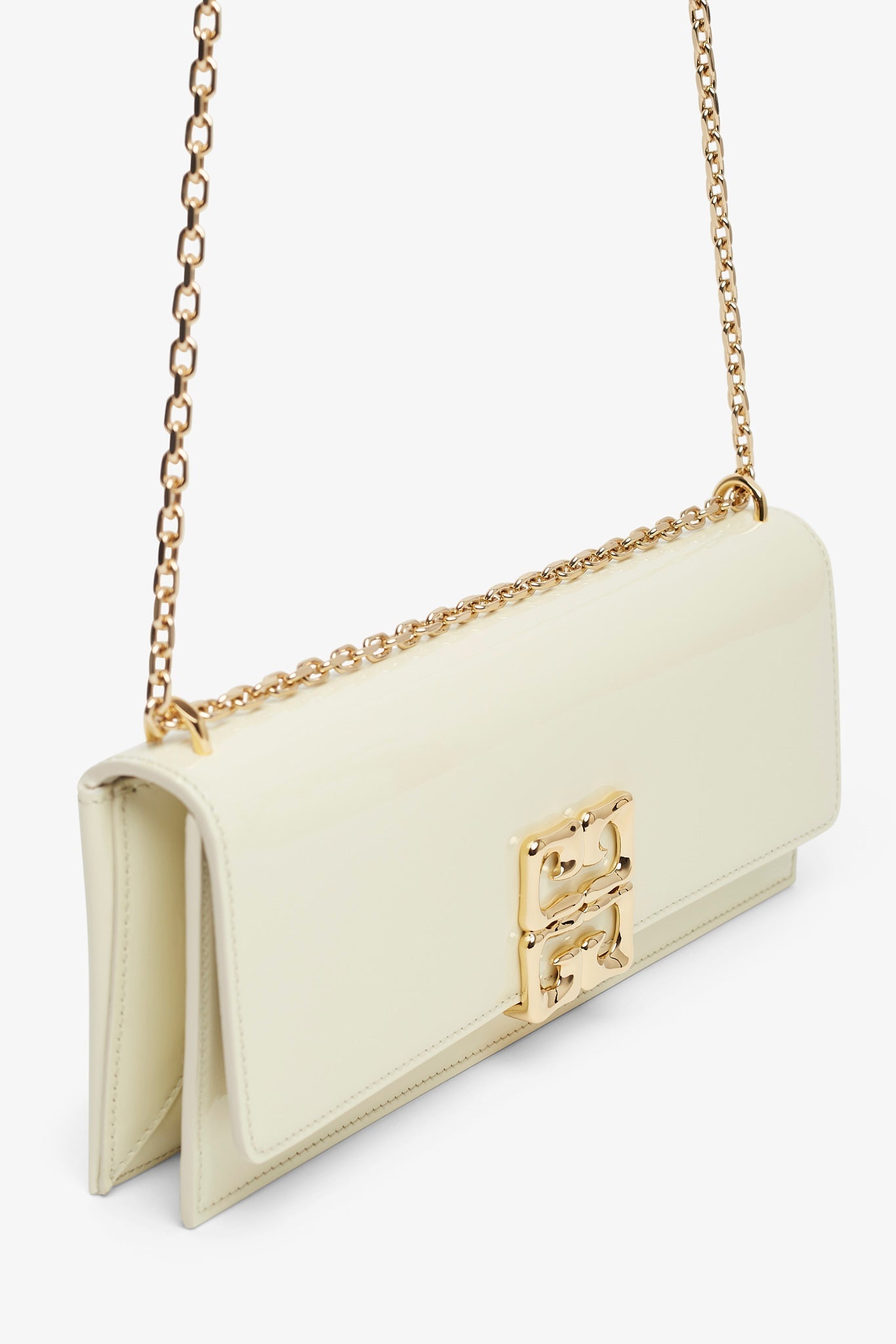 Givenchy | 4G small chain cream clutch | Savannahs