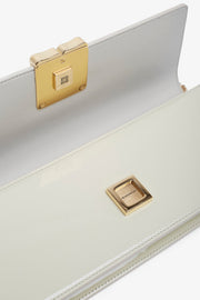 4G small chain cream clutch