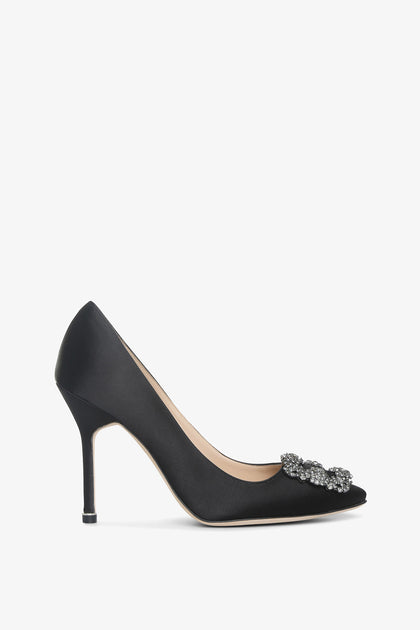 Manolo Blahnik | Hangisi 105 black satin pump | Savannahs