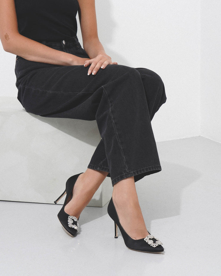 Manolo Blahnik Hangisi Outfits Outfit Manolo Blahnik Blue Hangisi